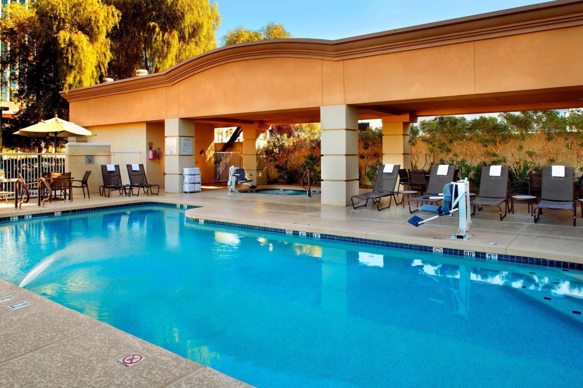 Fairfield Inn & Suites Phoenix Midtown Exterior foto